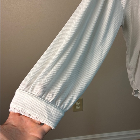 FREE PEOPLE Medium Ivory Shimmy Shake Top Deep V-Back Boho Oversized Casual - Picture 6 of 14